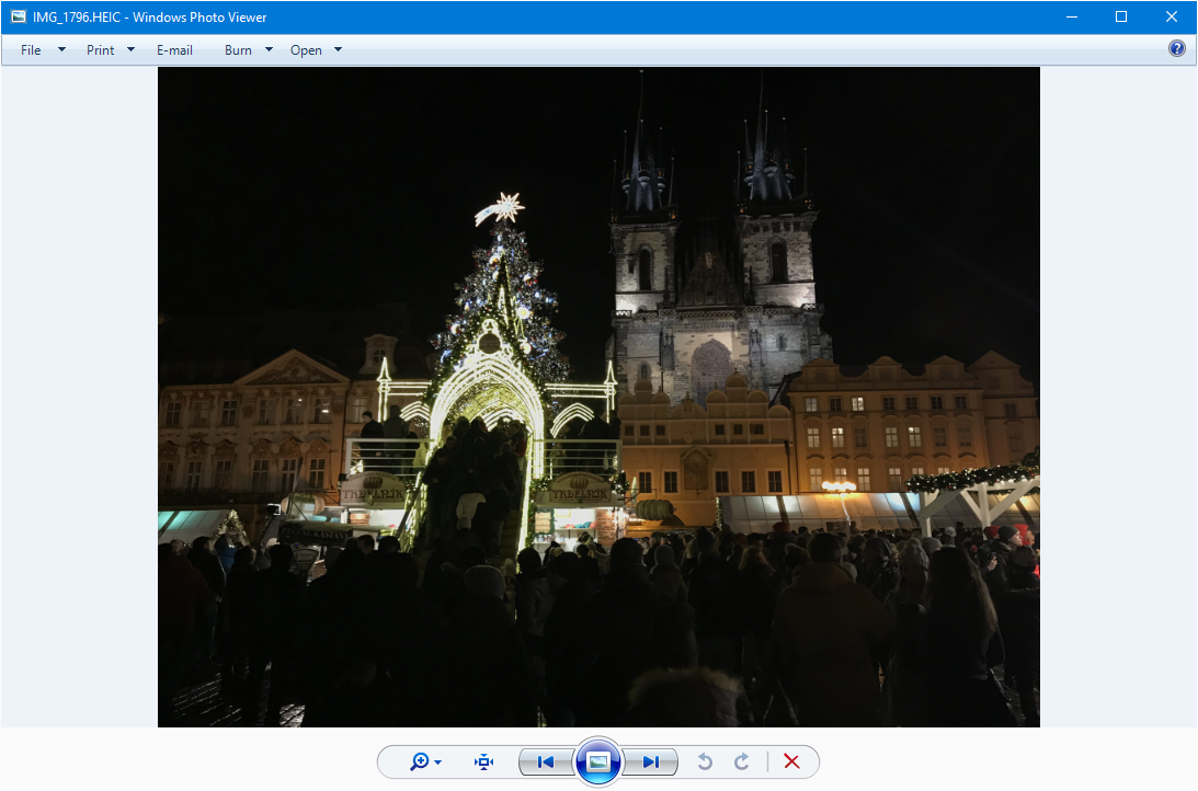 HEIC picture opened in Windows Photo Viewer
